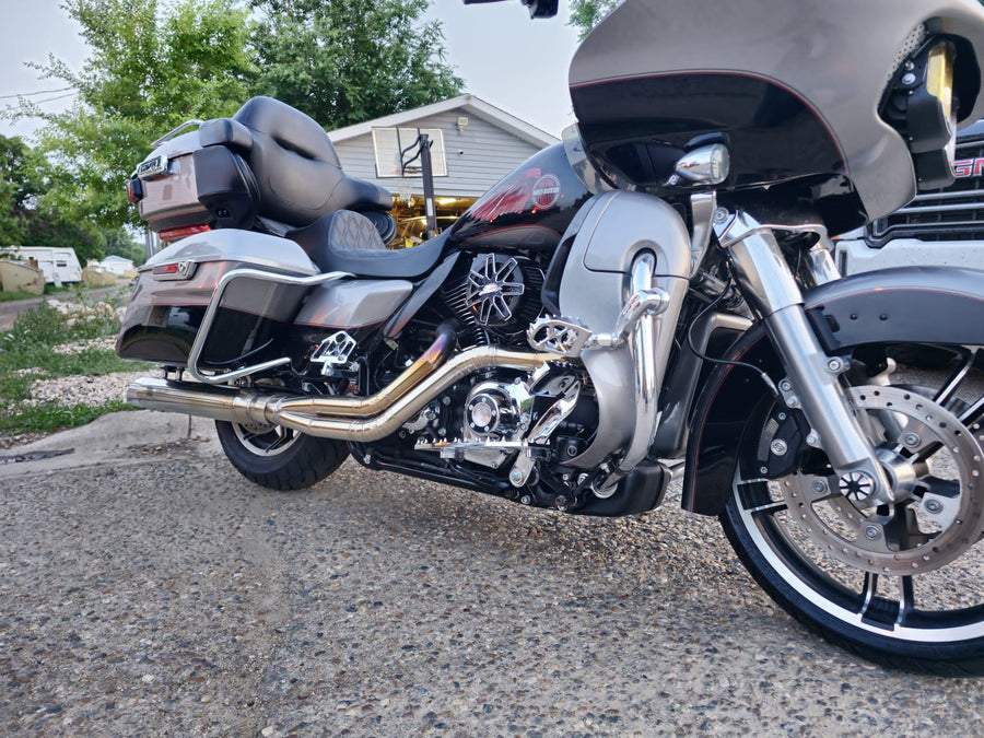 The Freedom Glider - 2 into 1 Full Exhaust System for Harley-Davidson
