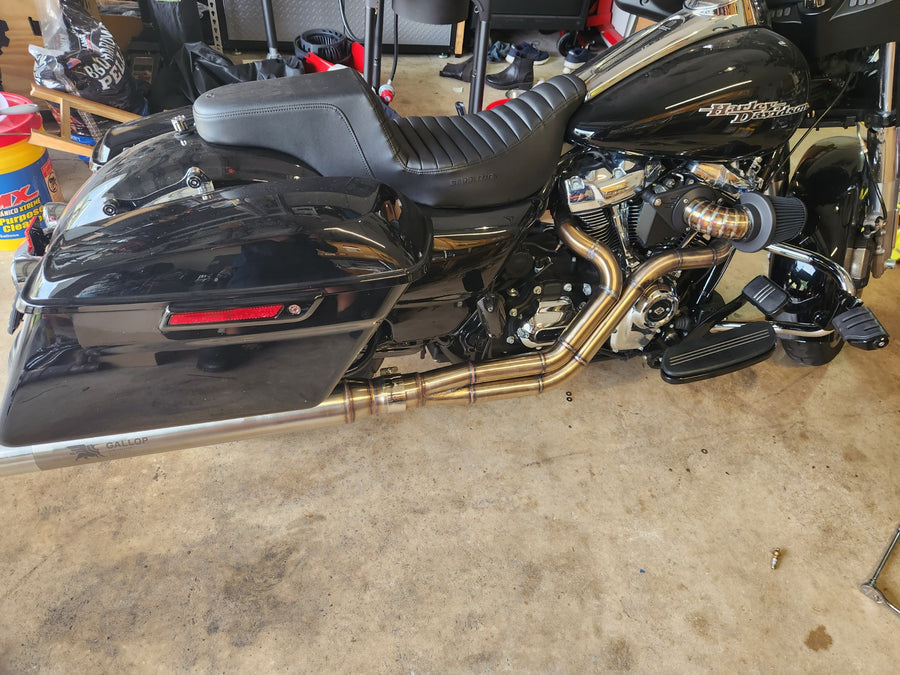 The Freedom Glider - 2 into 1 Full Exhaust System for Harley-Davidson